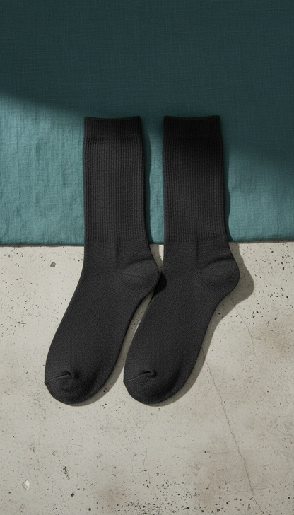 Bamboo Viscose Socks Deep in Graphite — view 2